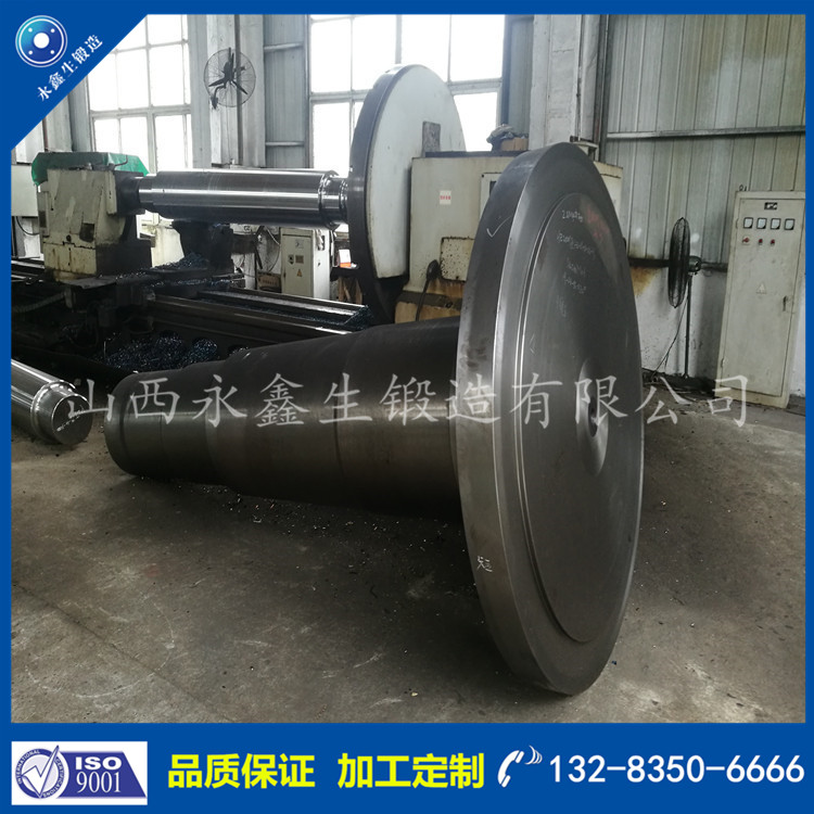 1638413924608654.jpg 直驅(qū)雙饋式風(fēng)力發(fā)電機主軸.jpg